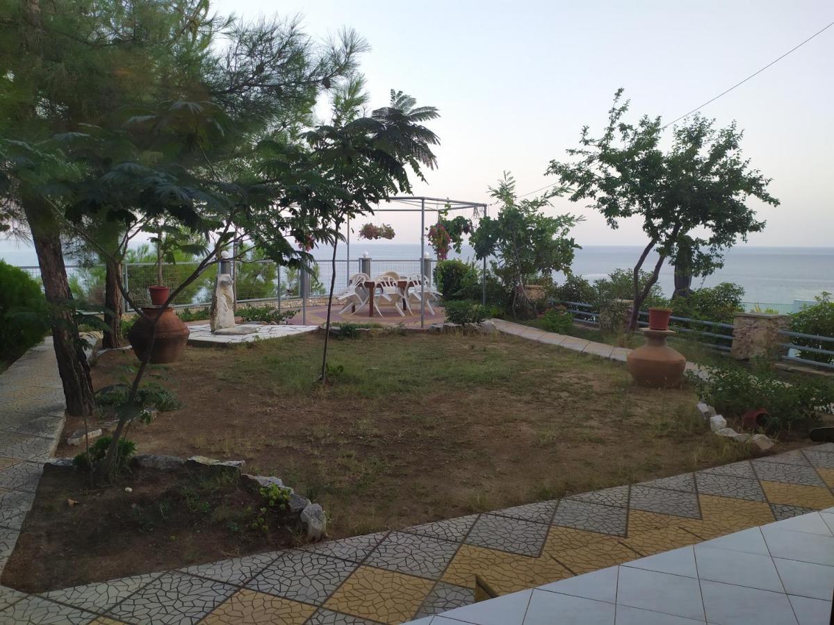 Studios Thanasis Limenaria  Exterior photo